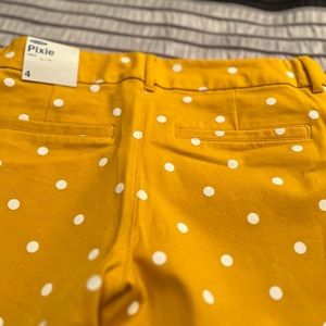 Old Navy Trousers size 4